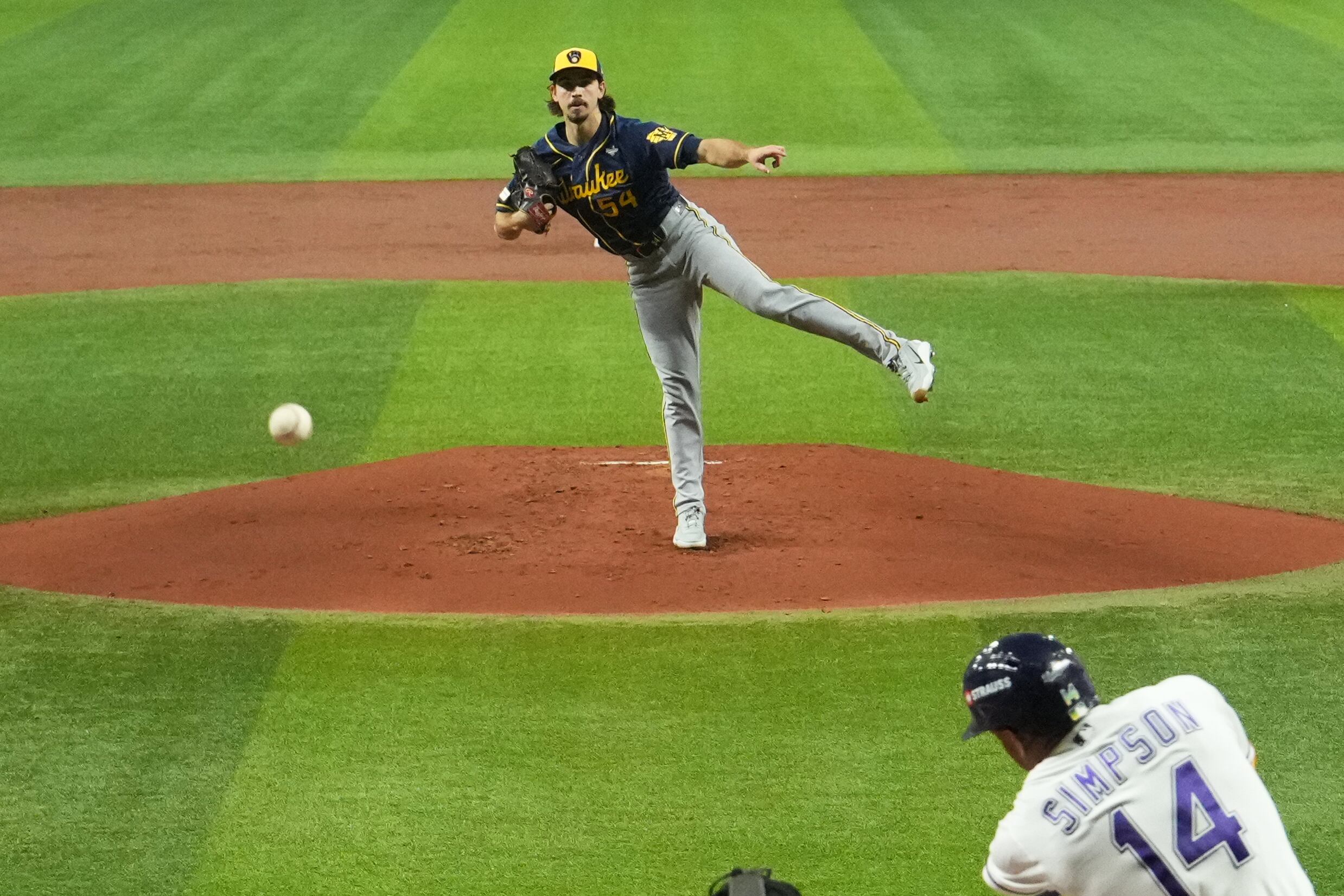 Brewers Fans Find Lower Ticket Prices in St. Petersburg for World Series Game 3