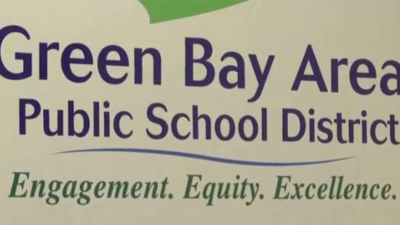Public shows frustration with Green Bay school board over former member