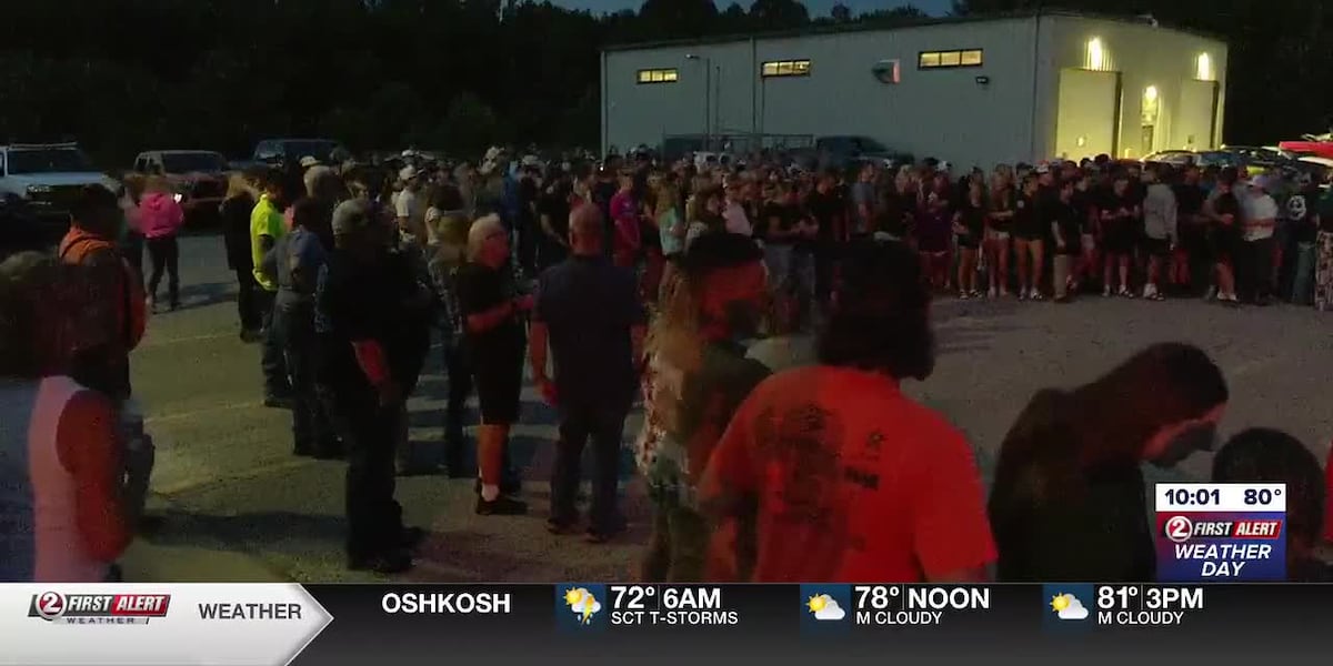 Vigil held for teen killed in Marinette County crash