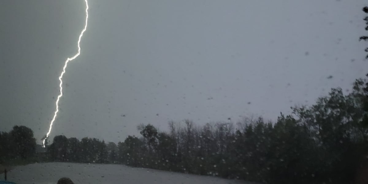 Storm knocks out power to 16,000 in Northeast Wisconsin