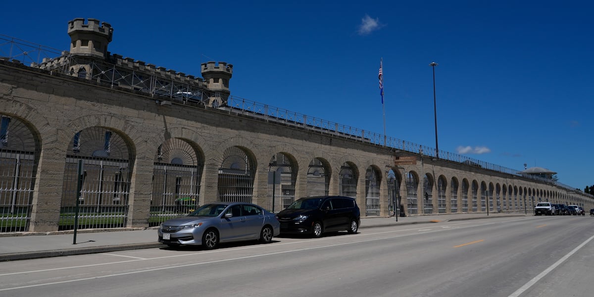 Families of inmates say they’re ‘outraged’ by Waupun prison conditions