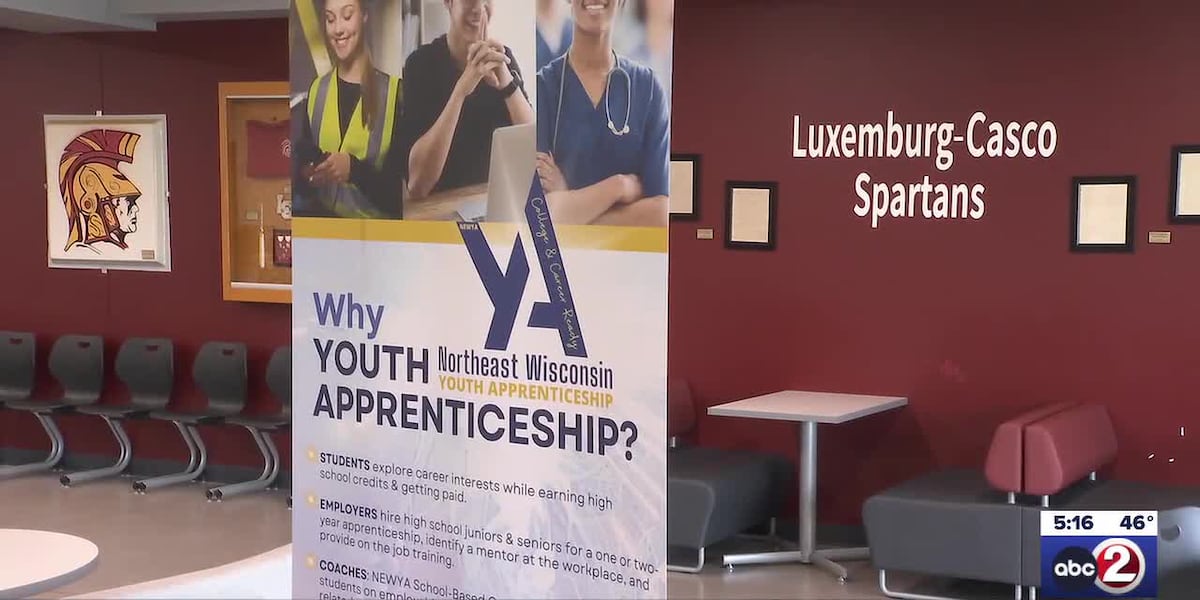 LuxemburgCasco High School students take part in youth apprenticeship