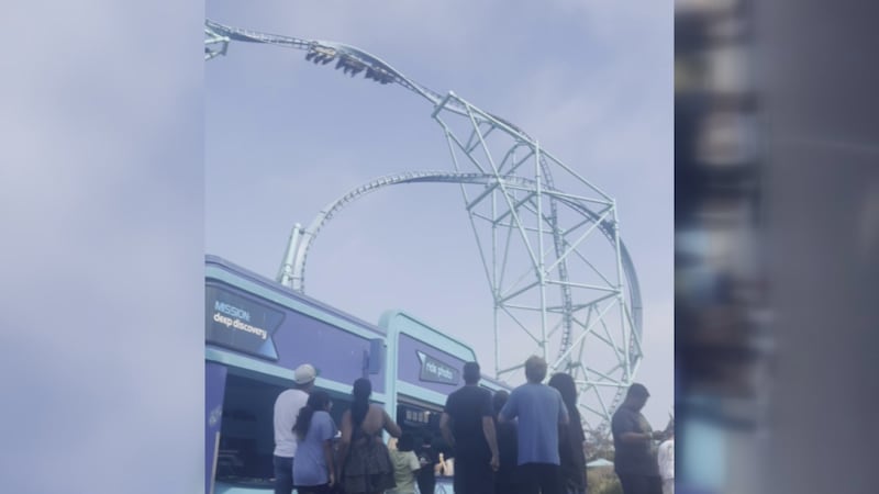 Tucson family details mid-ride scare on SeaWorld San Diego roller coaster.