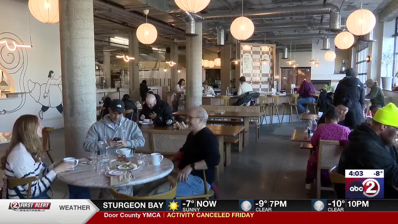 Voyageurs Bakehouse serves free soup and coffee to community during cold weather