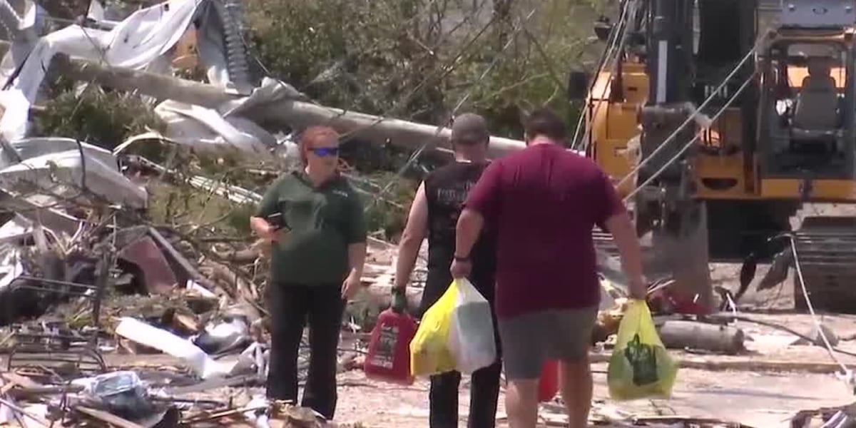 Mental health support urged for Fox Valley tornado survivors and cleanup crews