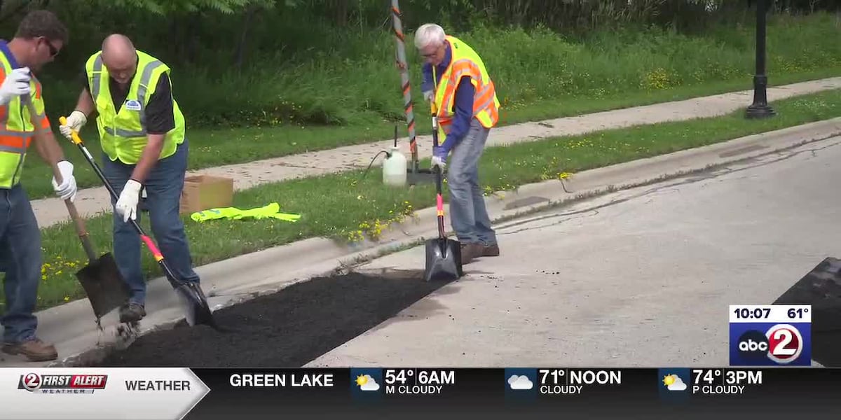Gov. Evers continues statewide ‘Pothole Patrol’ tour in Howard