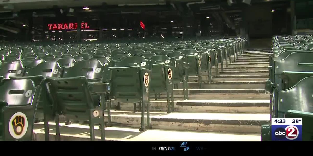 Brewers-Marlins game to go on despite air quality; fans can exchange tickets for another game