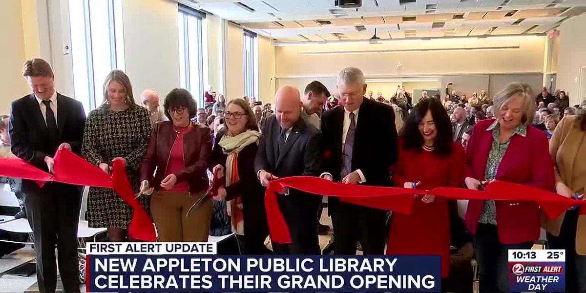 New Appleton Public Library celebrates its grand opening